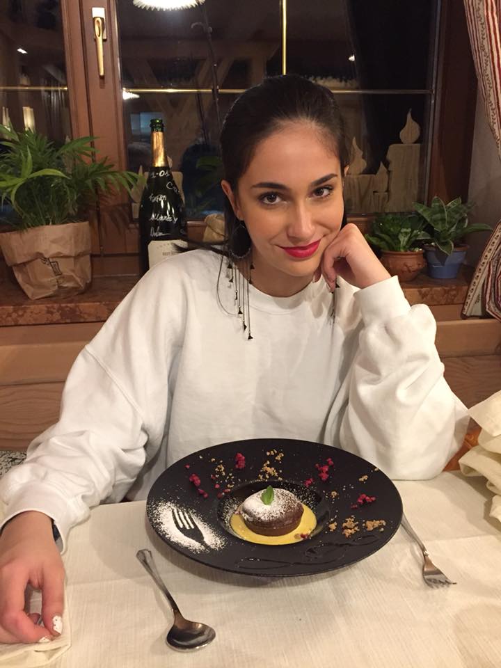 Fiica lui Robert Turcescu se întreține singură. Ce pățea Ioana Taisia la școală: „Plângeam când veneam acasă”
