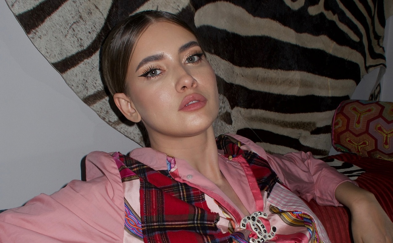 Iulia Albu îl contrazice pe Mihai Albu, care s-a plâns că e „tată de duminică” pentru fata lor: „Mikaela a fost dusă și adusă de noi să își vadă tatăl, nu conform programului”