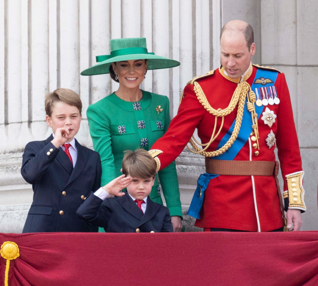 Prințul William și Kate Middleton au publicat felicitarea de Crăciun după „cel mai greu an”
