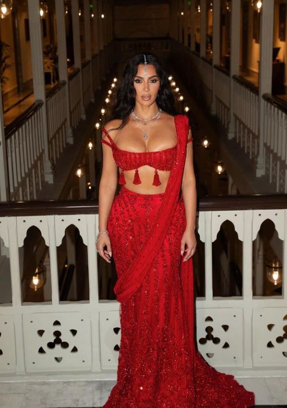 Decizia luată de Kim Kardashian după ce a văzut-o pe Bianca Censori nud la Grammy. Ce le-a spus prietenilor lui Kanye West