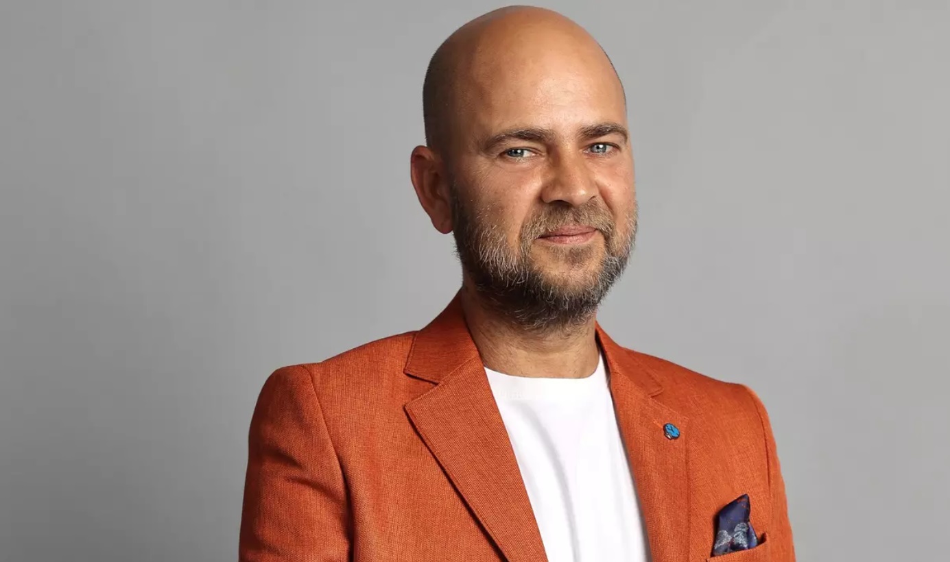 Cosmin Seleși, detalii noi despre „Batem palma!”, emisiunea lui de la Pro TV: „Concurenții nu au niciun fel de rivalitate”