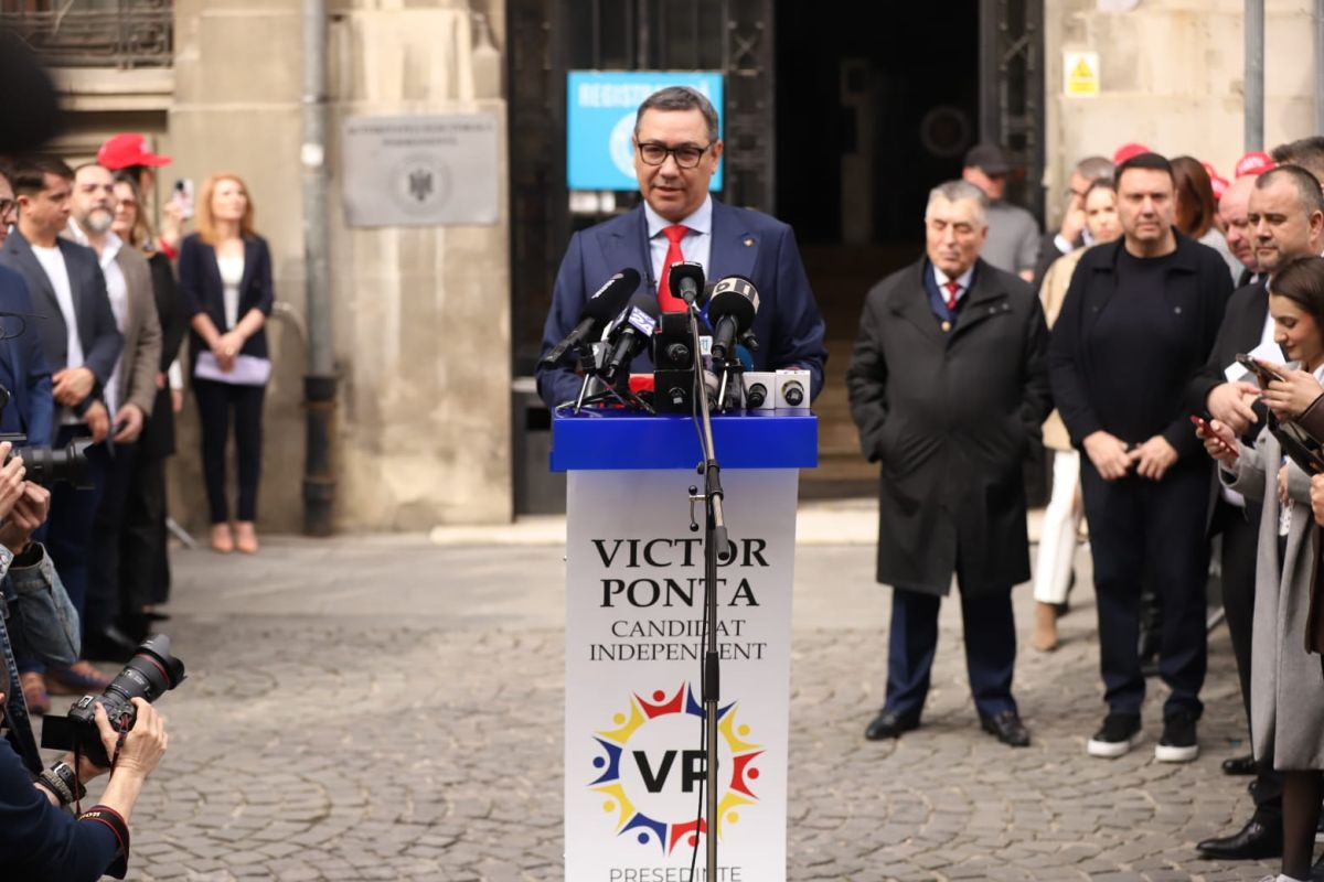 Victor Ponta și-a depus candidatura pentru alegerile prezidențiale