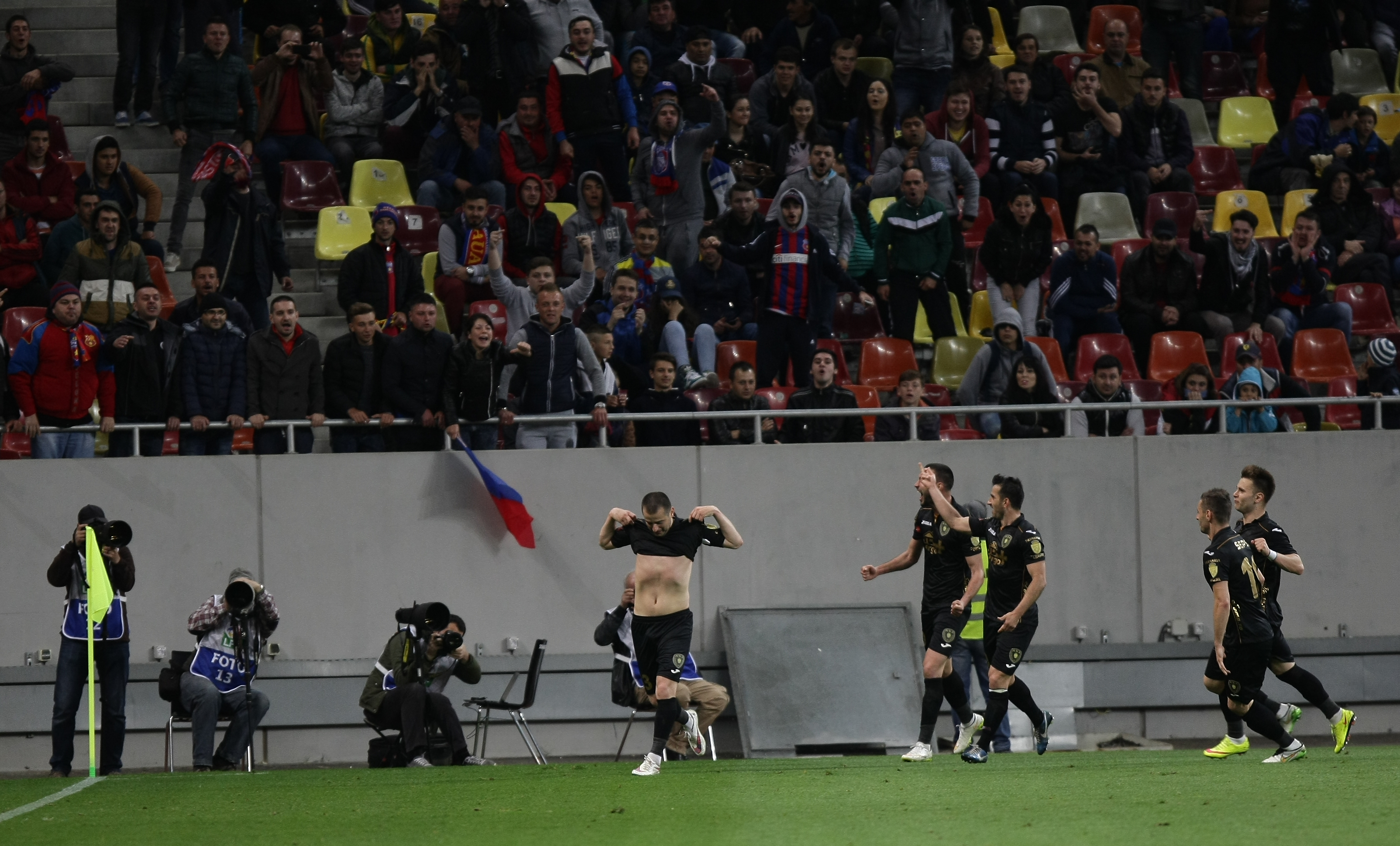 FINALA LIGII I: STEAUA - ASA 0-1 / Să cânte MuZICU la Tg. Mureș!