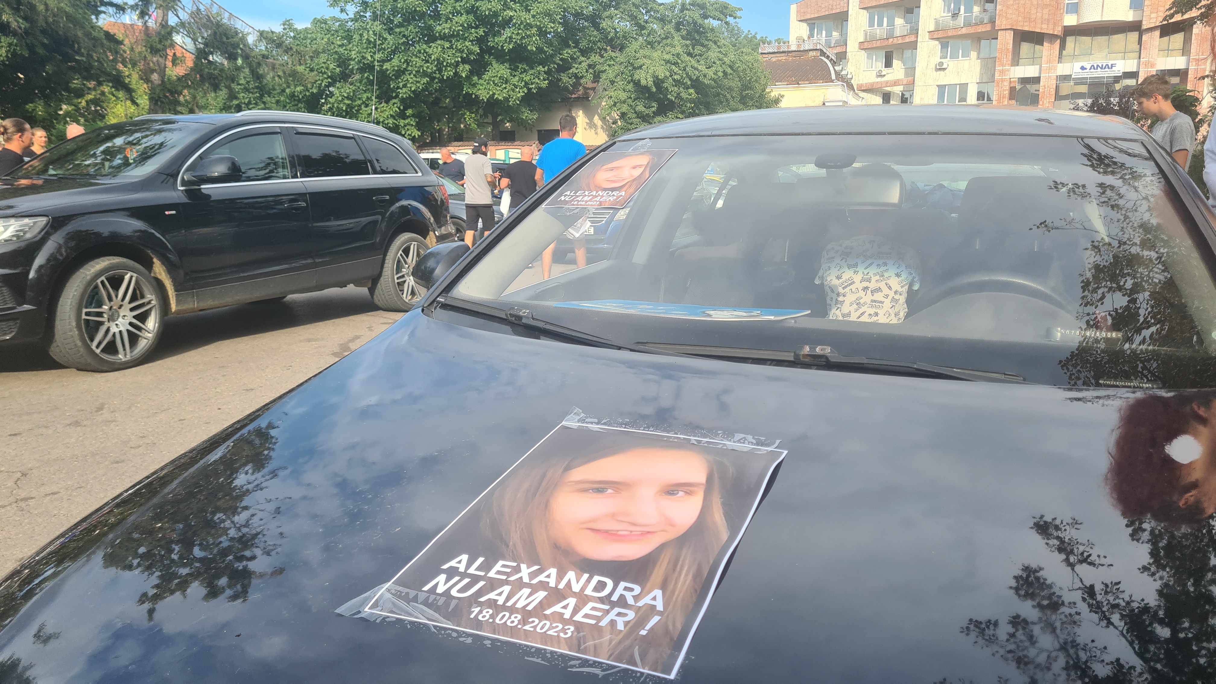 REPORTAJ. „Nici noi nu mai avem aer!” Botoșaniul fierbe și cere ca toți românii să se alăture protestelor, ca să nu se mai repete ce i s-a întâmplat Alexandrei