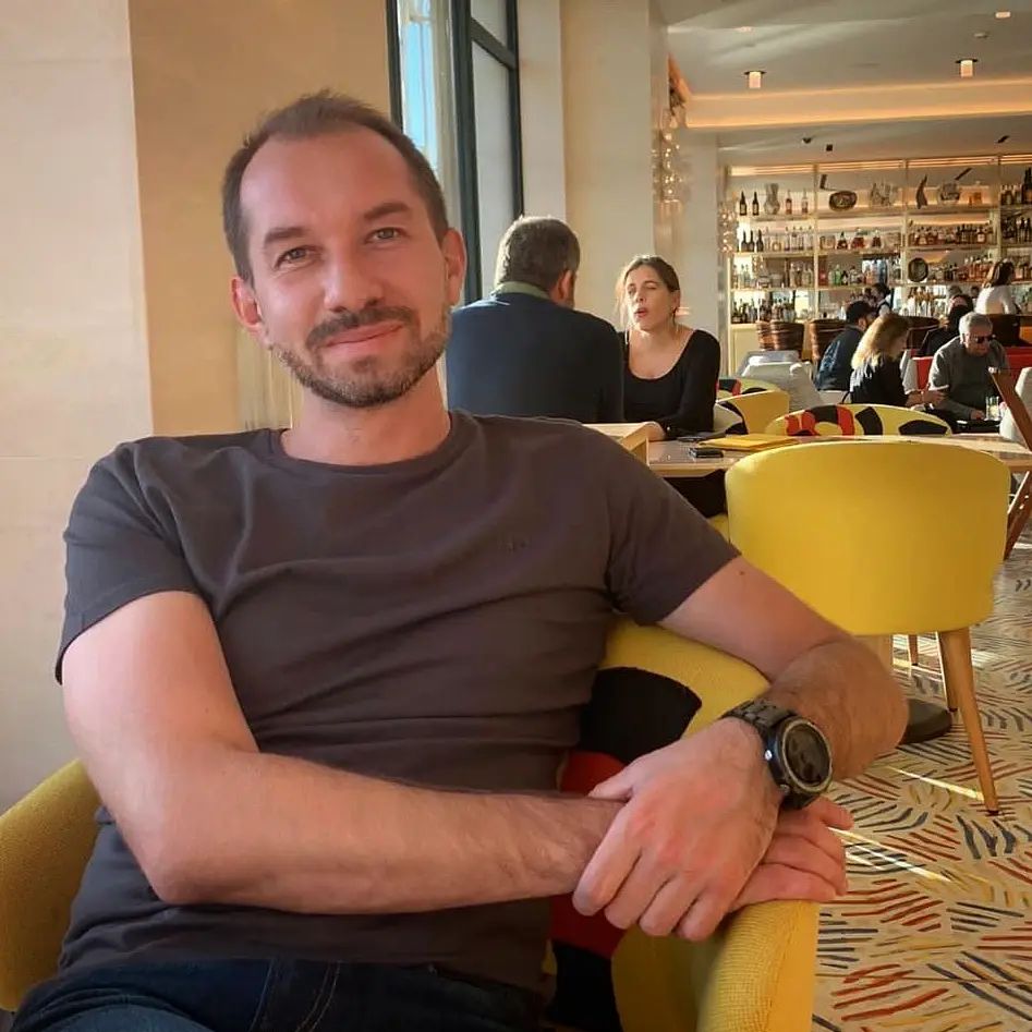 În ce relații a rămas Mihai Sturzu cu Florin Grozea, după destrămarea trupei Hi-Q. Ce spune despre Dana Nălbaru: „Nu a fost deloc ușor”