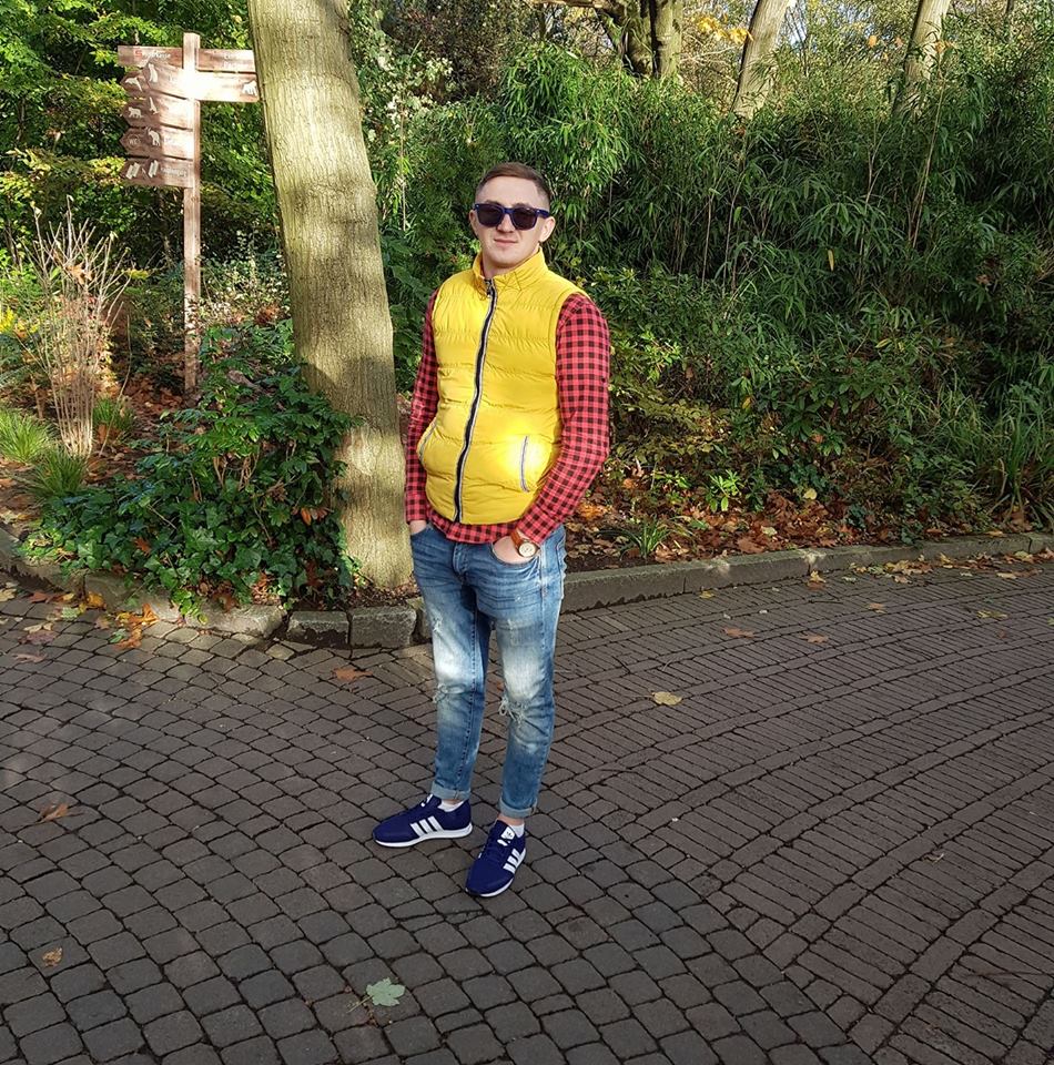 S-a întors în țară în primul lui concediu, dar a murit înecat, sub ochii părinților. Mesajul sfâșietor transmis de sora lui pe Facebook