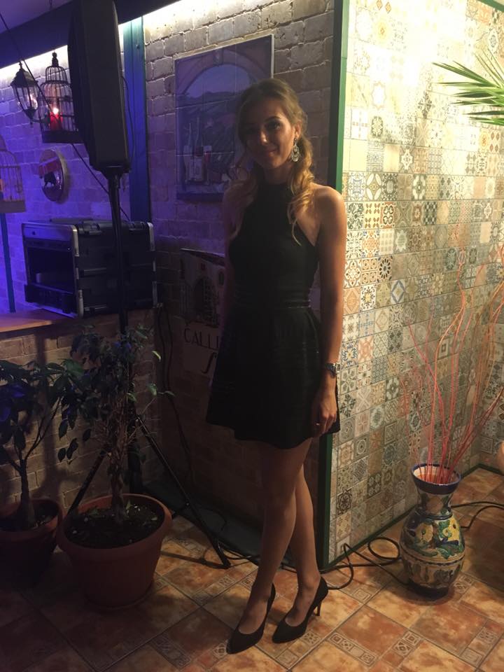 Un mare talent al tenisului tricolor se stinge în Cipru: ”Caut sponsor, pentru a-mi realiza visul!”. Raluca Șerban a intrat pe mâna antrenorului care l-a făcut mare pe Baghdatis. Sportiva este valoroasă, dar și frumoasă / GALERIE FOTO