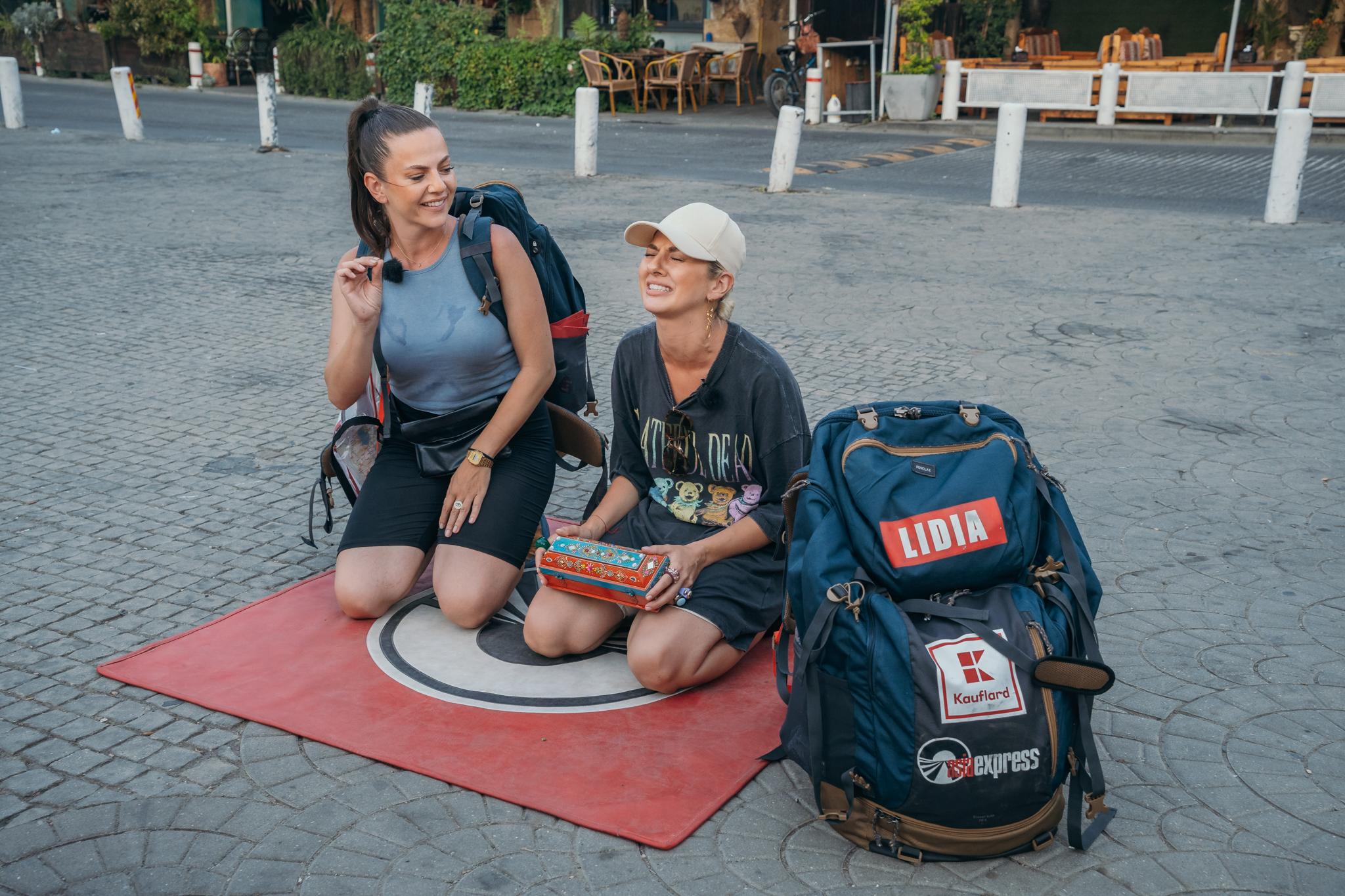 Lidia Buble, dezamăgită după ce a văzut montajul de la „Asia Express”: „Pe televizor se pun doar numite faze, secvențe”. Sora ei a început să plângă