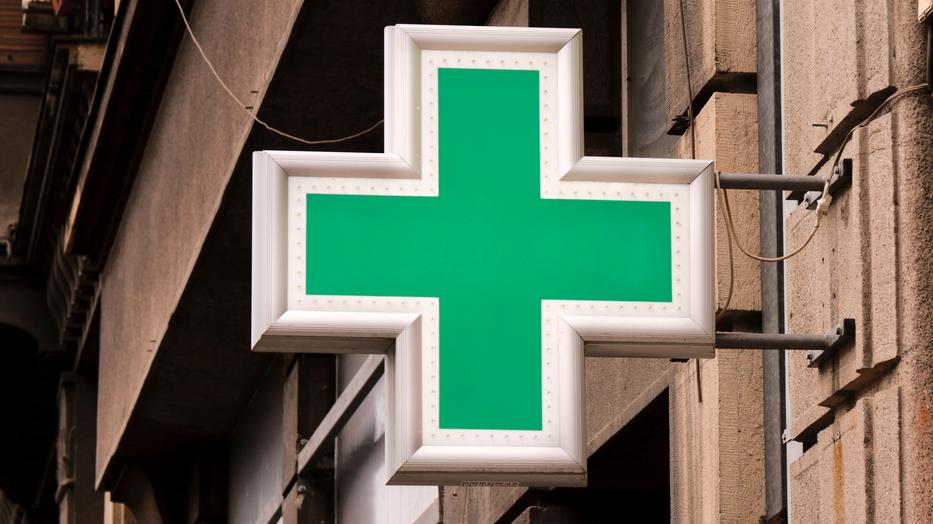 Nehogy elfogyjon a gyógyszere a hosszú hétvégén! – Alig lesznek nyitva a patikák húsvétkor