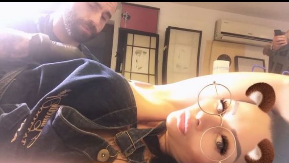 Brigitte Sfăt s-a tatuat. Ce și-a făcut în apropierea sânilor | FOTO & VIDEO