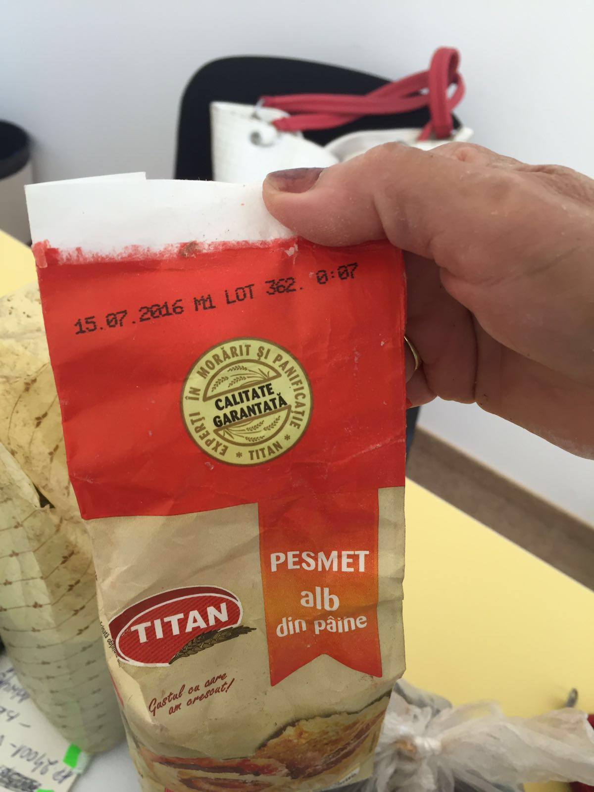 Trei turiști au făcut toxiinfecție alimentară, după ce au mâncat la «all inclusive» în Venus