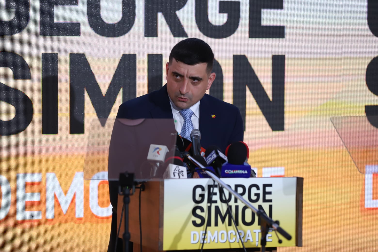 George Simion şi-a depus candidatura la alegerile prezidenţiale 2025 alături de Mateusz Morawiecki, fost premier al Poloniei