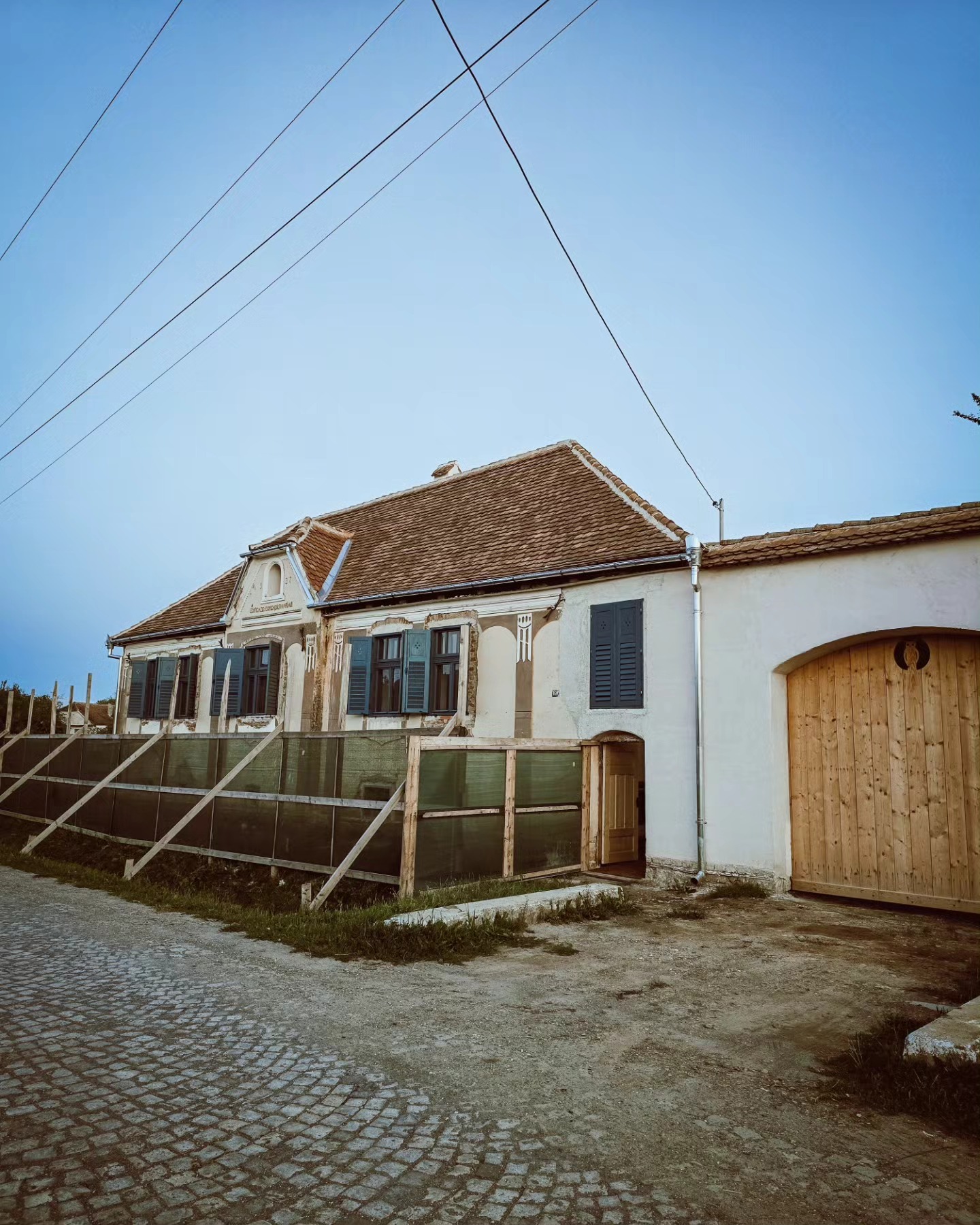 Ce mesaj a fost scris pe casa de la Viscri a Danei Rogoz. Actrița și-a dorit: „Am fost pur și simplu emoționată”