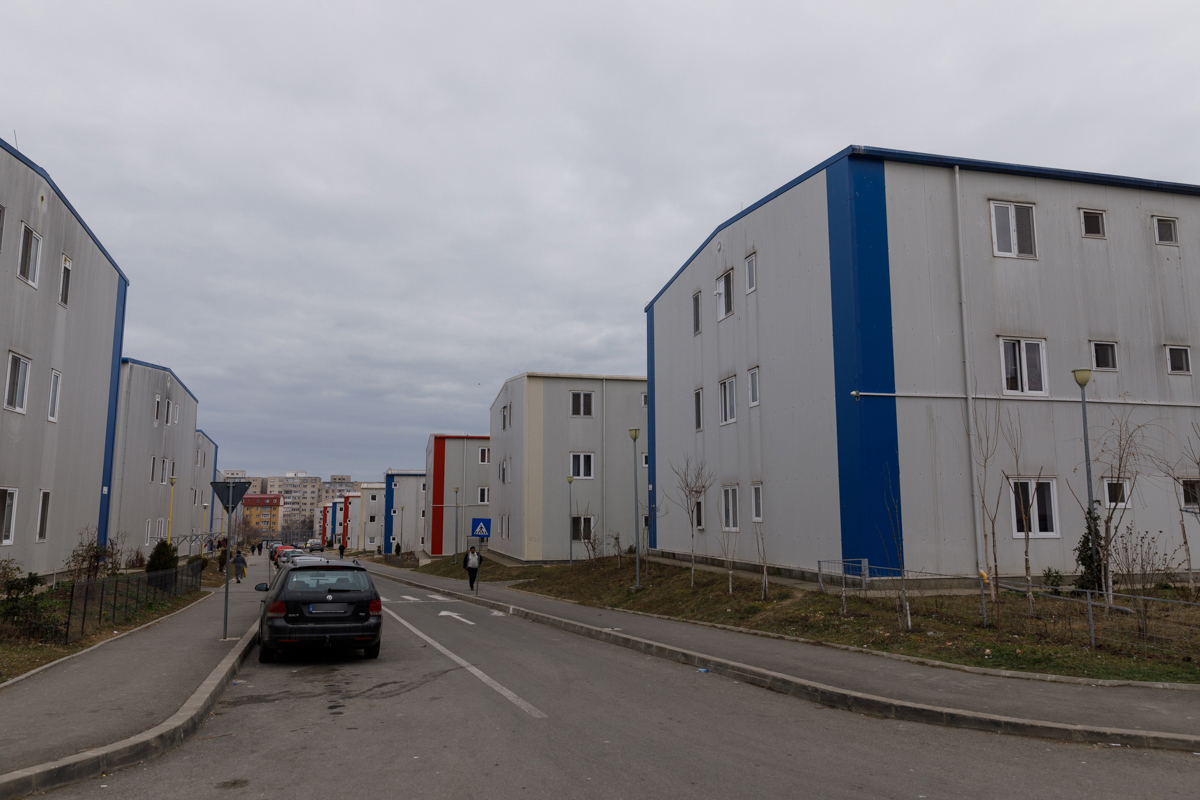 REPORTAJ. O cronică a cutremurului care nu a avut loc, dar a scos mai mulți oameni în stradă în Constanța. De ce au ieșit totuși?