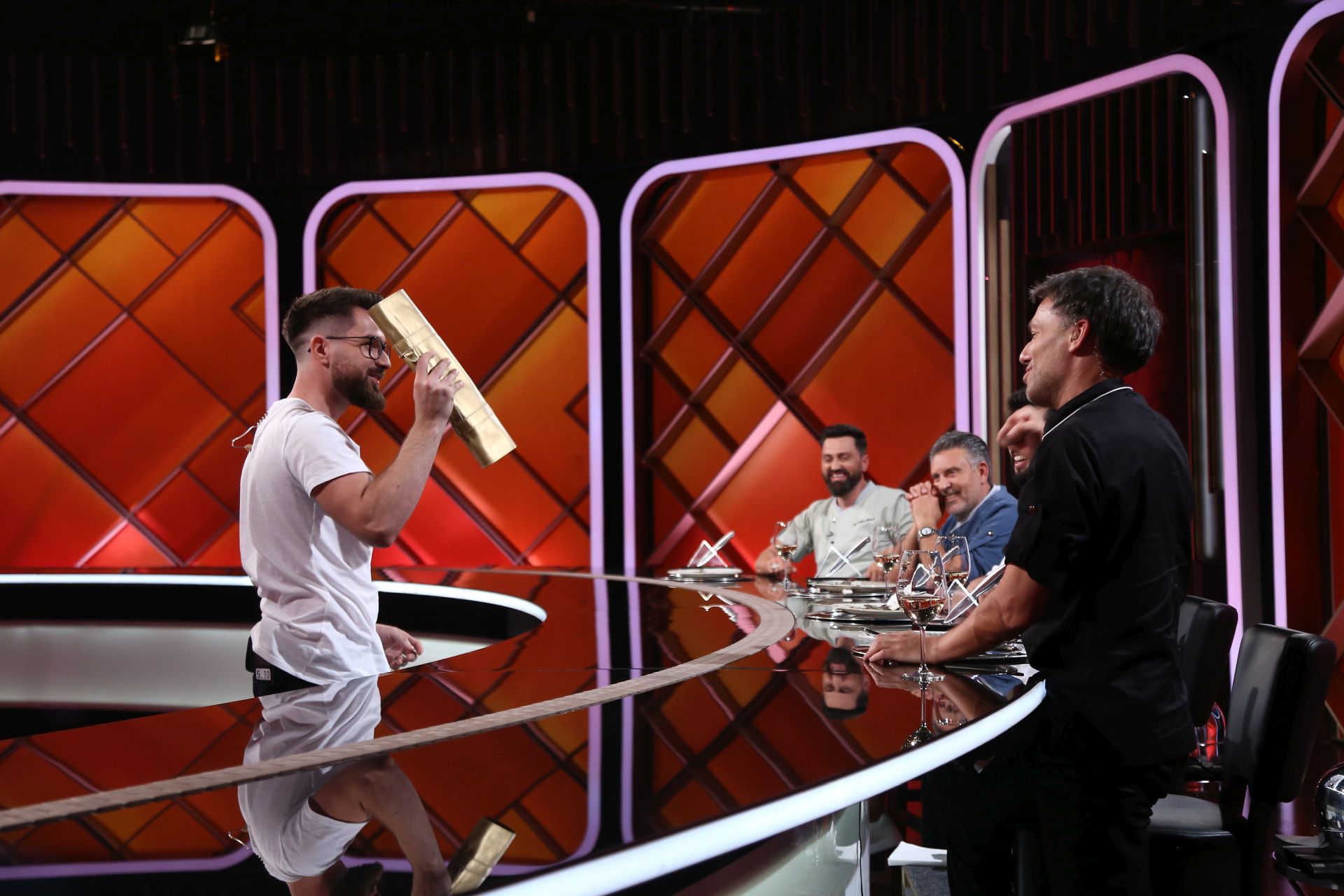 Cine e Alexandru Procopiu, care a primit cuțitul de aur de la Ștefan Popescu la Chefi la cuțite, sezonul 14. A renunțat la meseria de programator