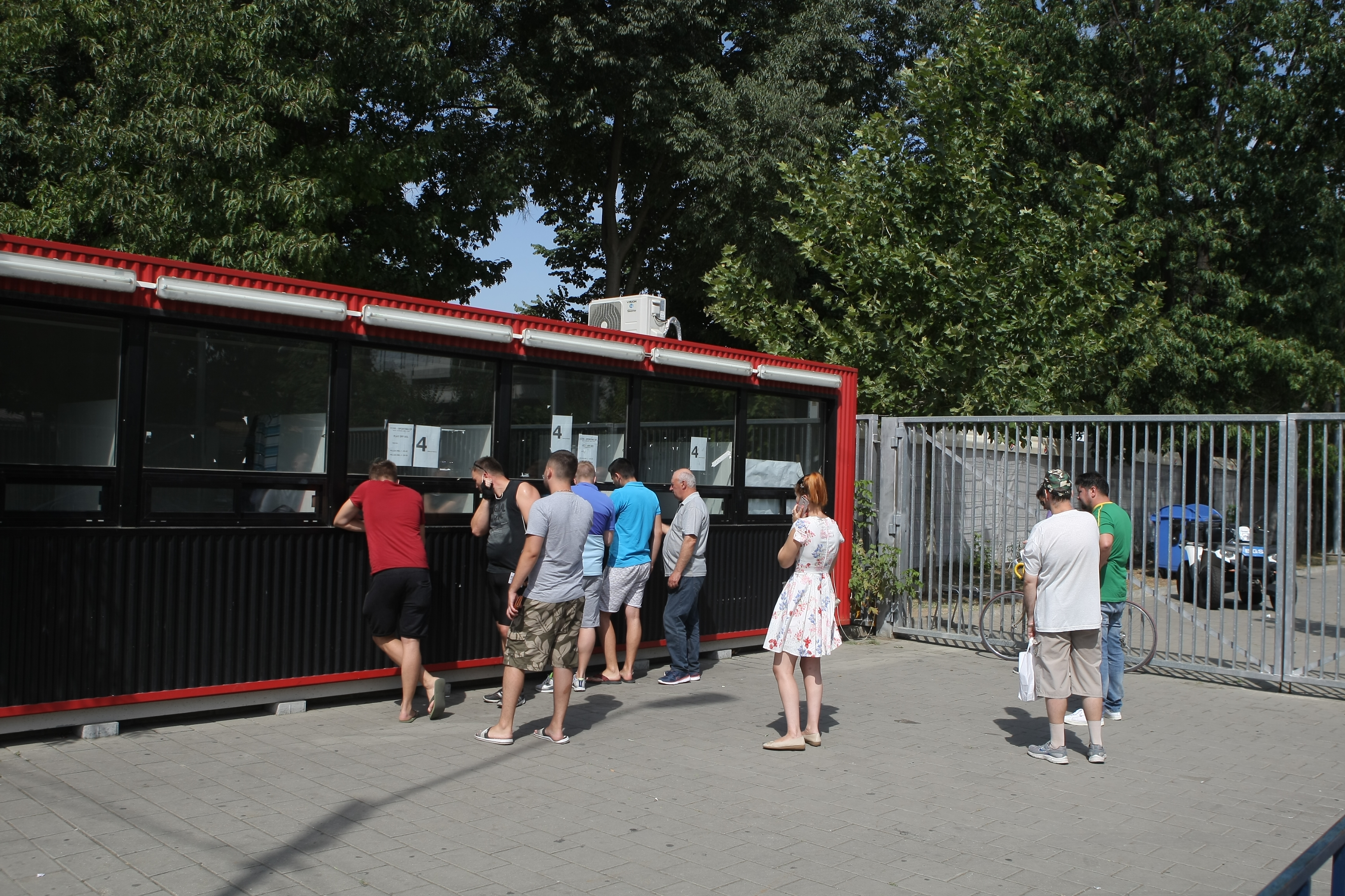 LIVE TEXT FCSB - Sporting 1-5 (play-off, în tur: 0-0). Am luat Battaglia! RușiDică în partea a doua. Rămânem cu Europa League | FOTO&VIDEO