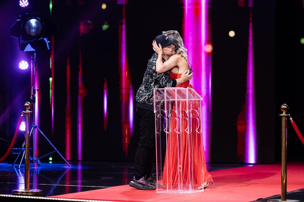 Nicoleta Luciu, Cuza, Ioana Ginghină și Dorian Popa, printre vedetele prezente pe scena „Stand-Up Revolution”
