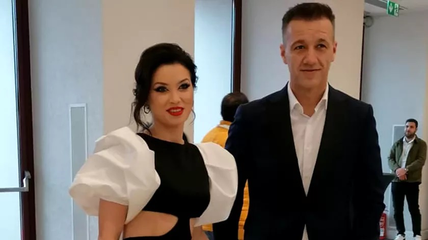 Anca Dumitra are băiețel: „Am născut prin cezariană”. Ce nume special a ales actrița pentru copilul ei și al lui Manfred Spendier