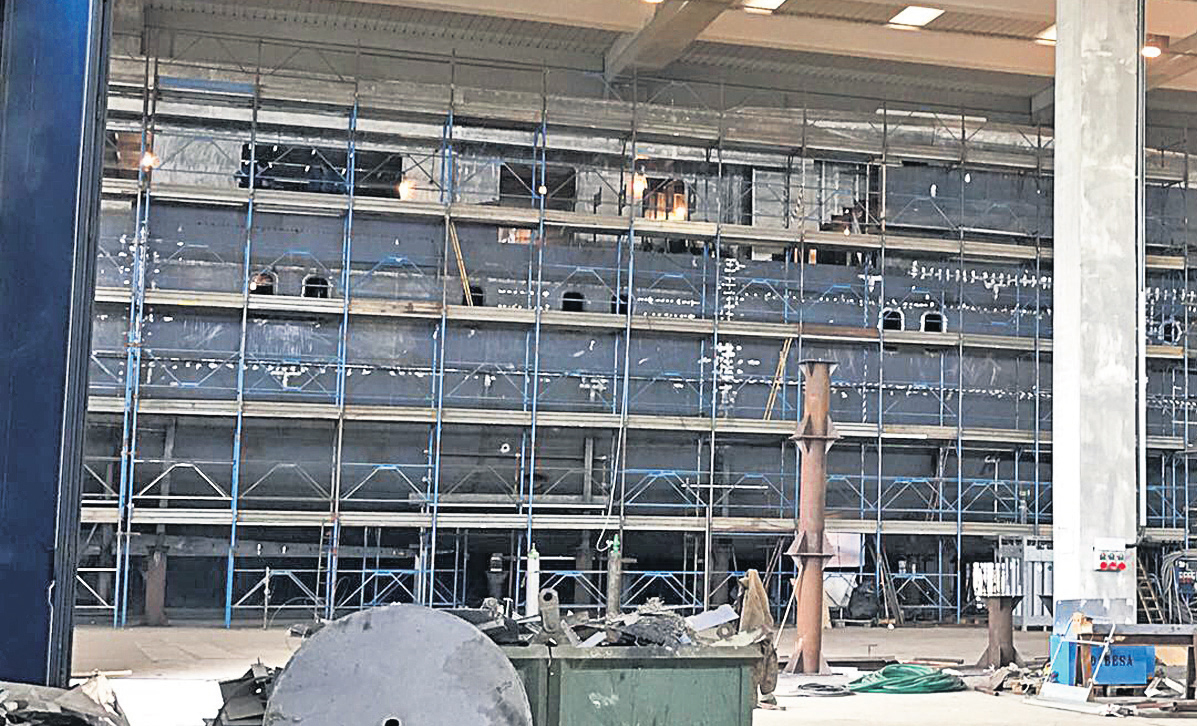 EXCLUSIV. Șefă de șantier, la doar 29 de ani. O româncă a construit cel mai lung iaht de pe Mediterana