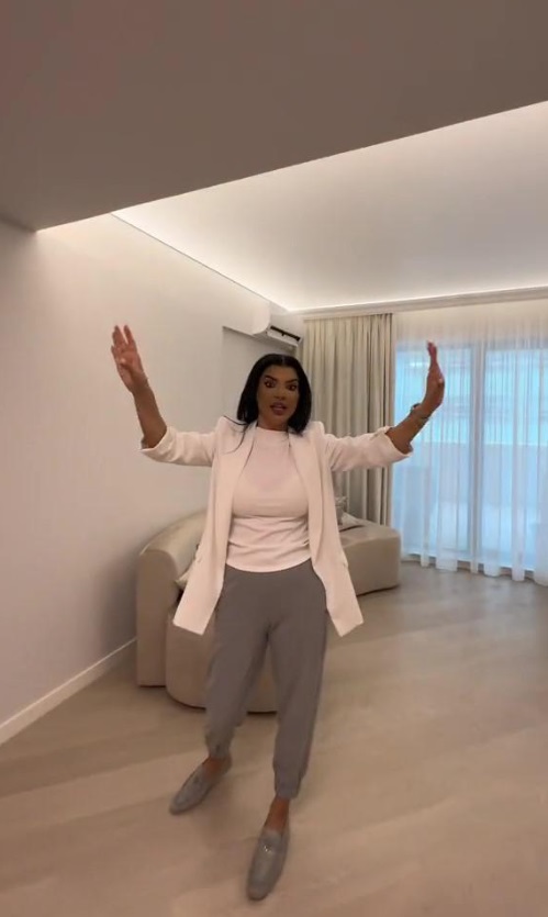 Imagini noi cu apartamentul Andreei Tonciu din Pipera. Vrea să vândă locuința, care e estimată la 250.000 de euro