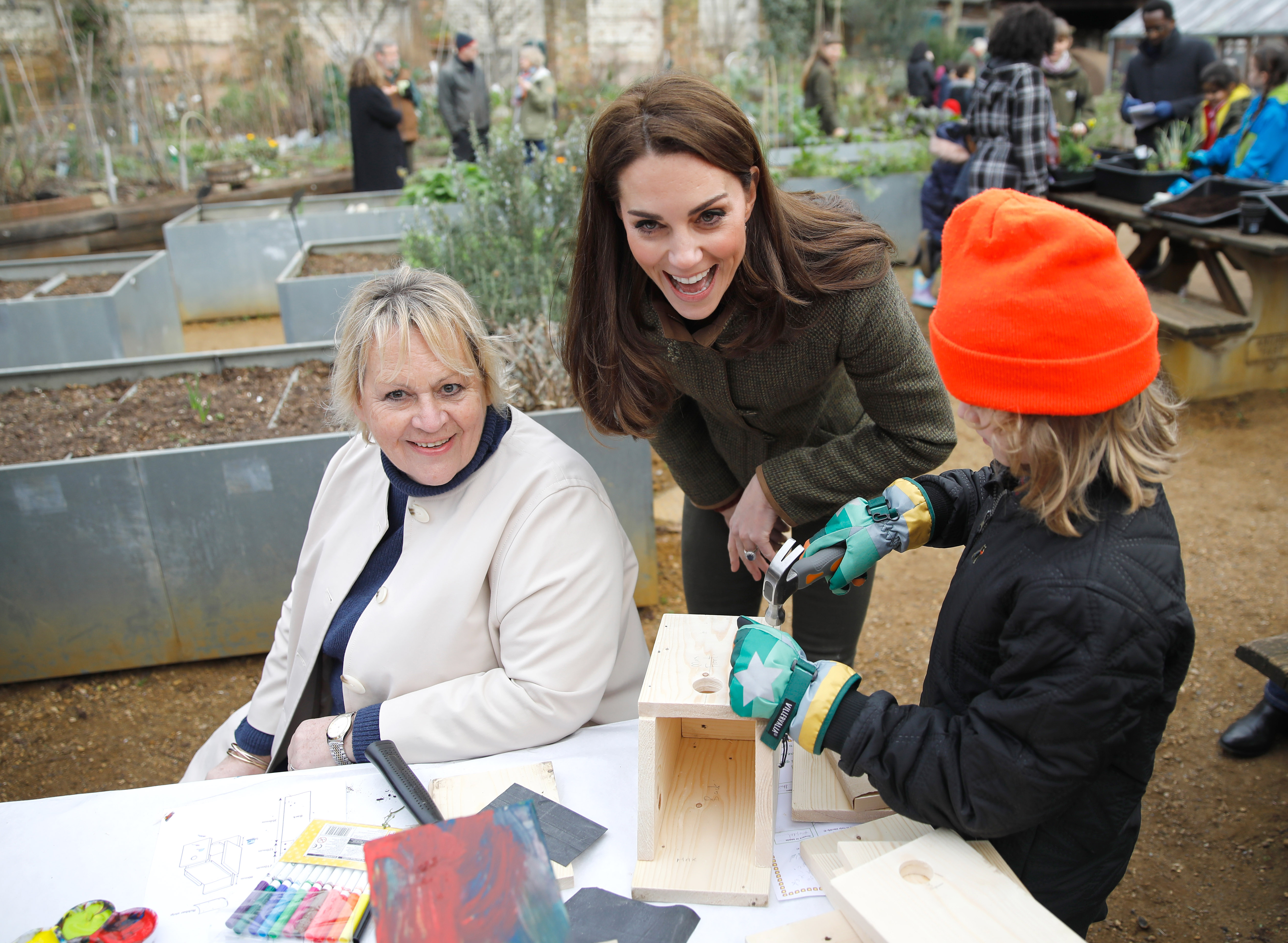 FOTO | Gestul surprinzător făcut de Kate Middleton la prima ei apariție publică de anul acesta