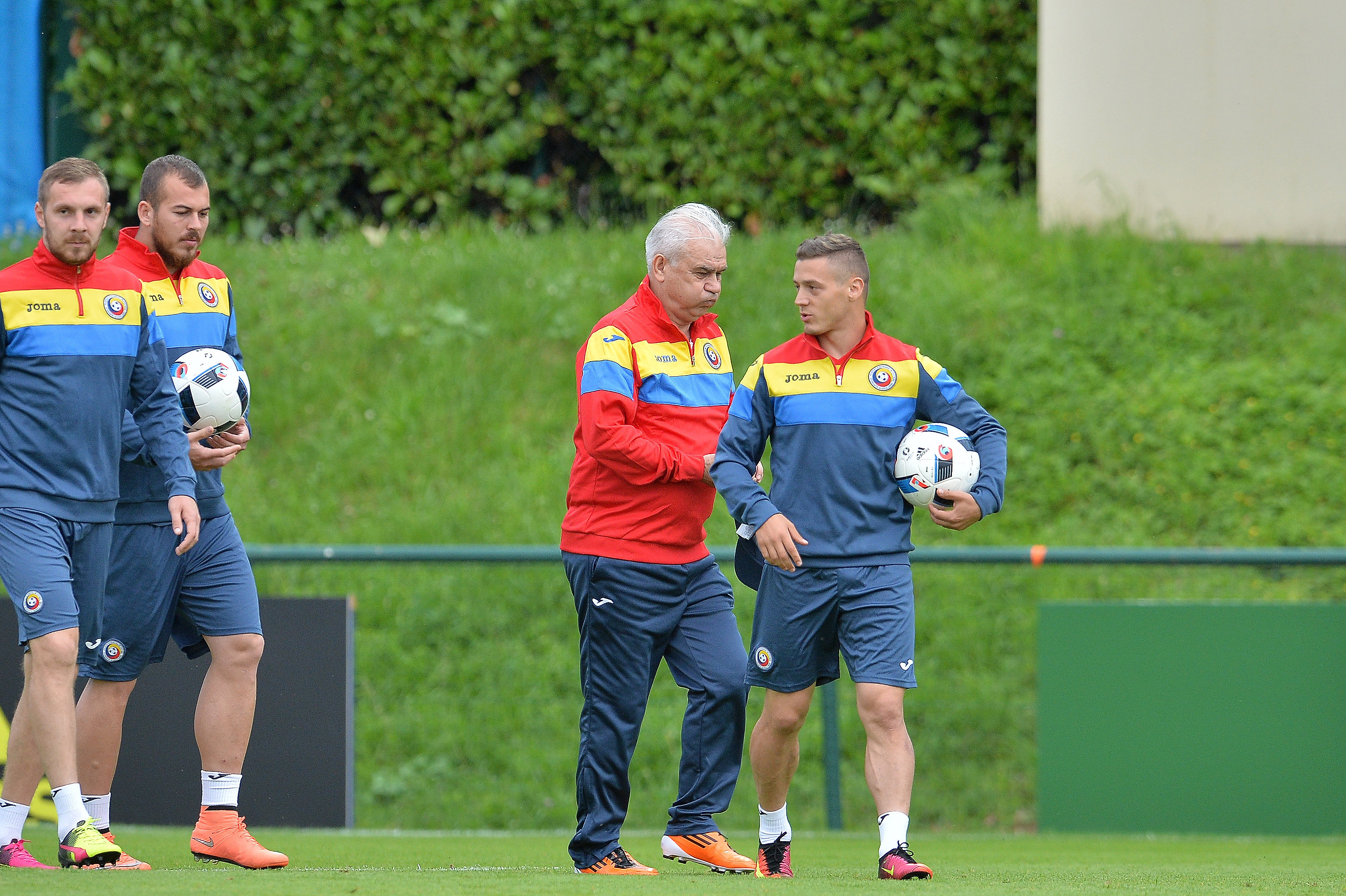 Euro 2016. România - Albania 0-1. Eliminare istorică! Cea mai slabă națională a noastră prezentă la turneele finale! LIVE BLOG