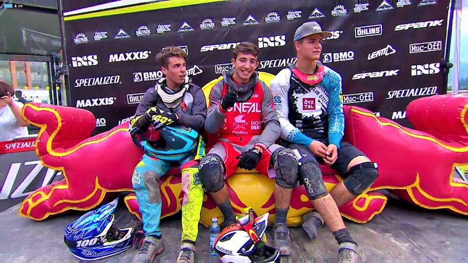 Un tânăr din Bistrița a câștigat un concurs internațional de downhill în Austria. E primul român, premiat la concursul de sport extrem