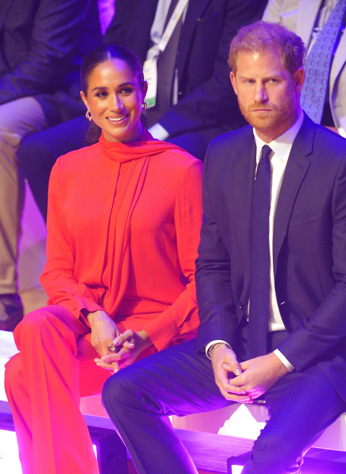 Meghan Markle și prințul Harry, înapoi în Anglia: „Ne bucurăm să fim aici”. Sunt într-un turneu european, fără vreo legătură cu casa regală