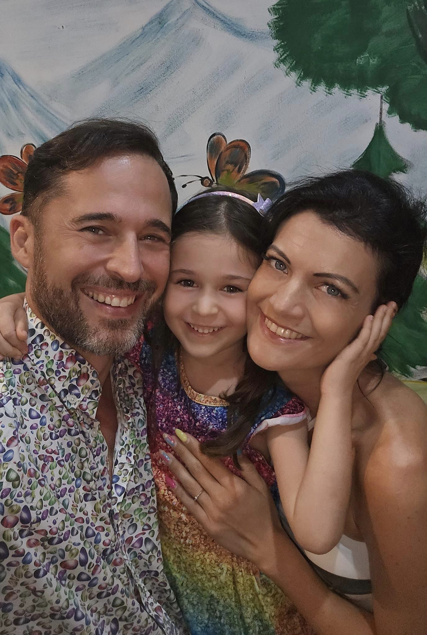 Anunțul făcut de Dinu Maxer și Magdalena Chihaia despre copil. Ce relație are soția artistului cu copiii lui: „Nu sunt mamă vitregă pentru ei”