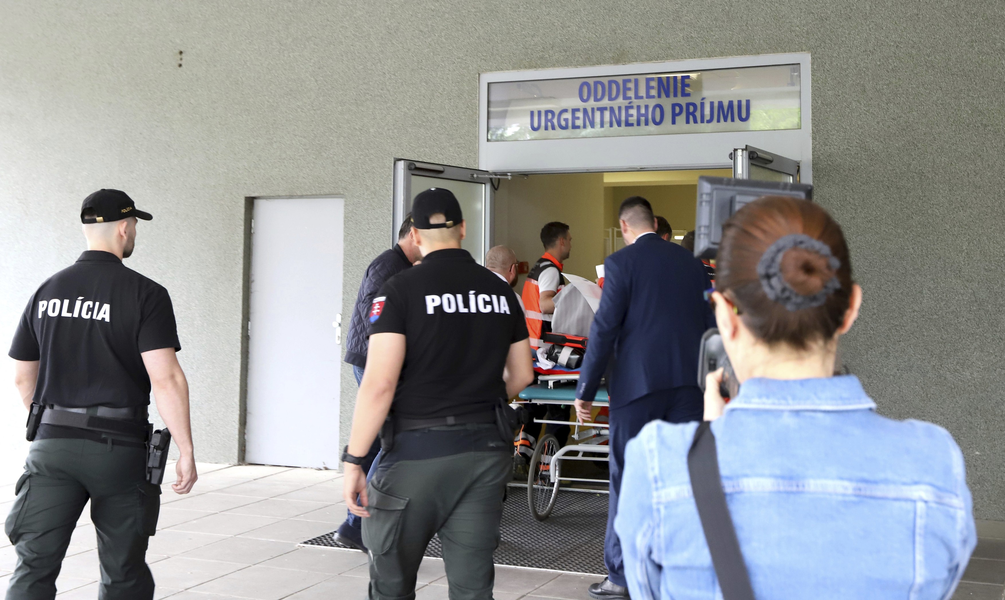 Premierul slovac Robert Fico a fost împușcat. Liderul de la Bratislava, operat de urgență. Vicepremierul slovac: „Va supraviețui”. VIDEO