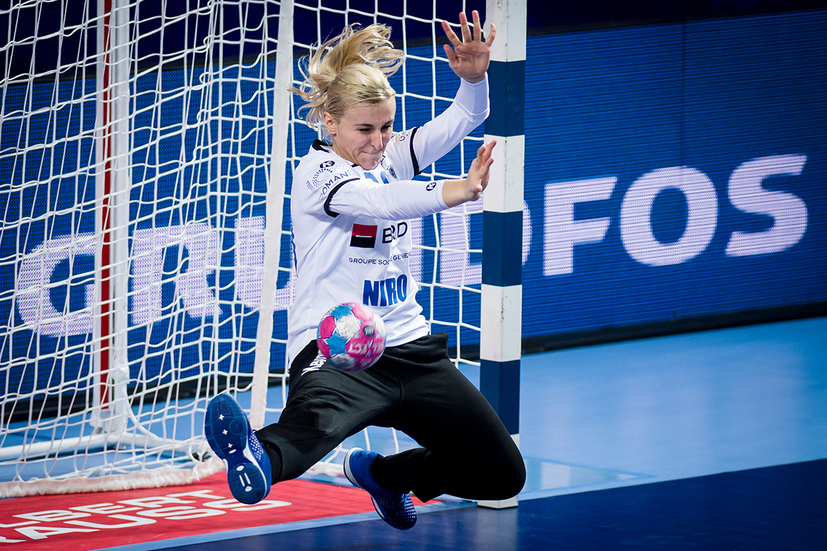 GALERIE FOTO & VIDEO | România a surclasat Norvegia, la Euro 2018 de handbal feminin. Cadou de Moș Nicolae. Dumanska, fenomenală