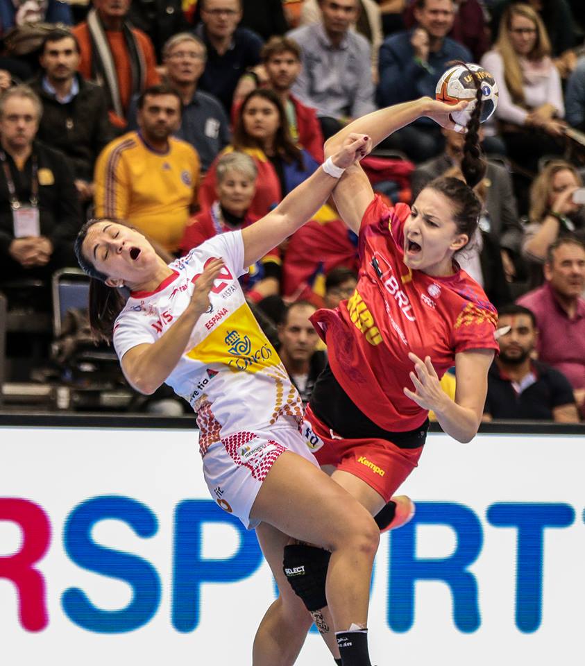 LIVE&VIDEO România - Angola, la Campionatul Mondial de handbal feminin 2017. Egal la pauză, chinurile facerii pentru succes! Joc împiedicat, echipa din Africa a condus și la patru goluri! Dar avem 4 victorii din 4