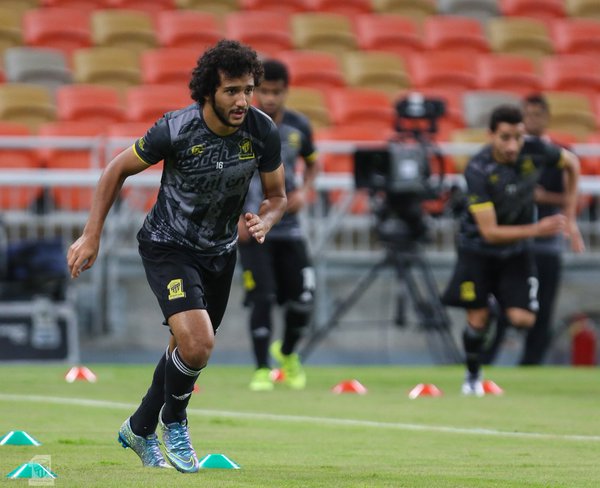 Victor Pițurcă s-a calificat la ”masa verde” în semifinalele Cupei Campionilor Arabiei Saudite VIDEO