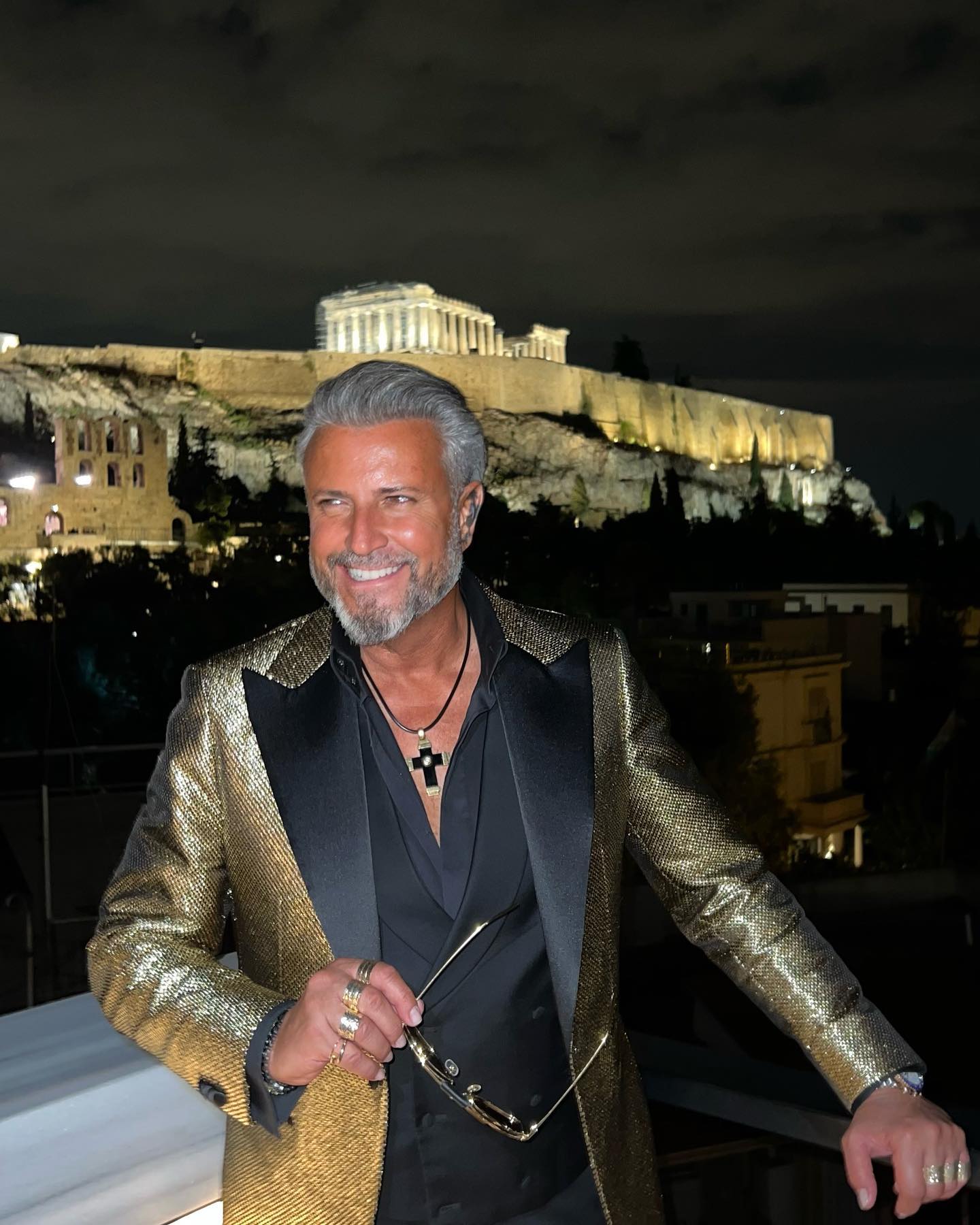 Cătălin Botezatu l-a îmbrăcat pe Teodor Meleșcanu: „Era unul dintre clienții noștri”. Ce a dezvăluit designerul despre politician