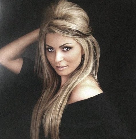 Care-i cea mai frumoasă handbalistă din lume? Românca Ada Nechita are o rivală care te bagă în boală! / GALERIE FOTO INCENDIARĂ