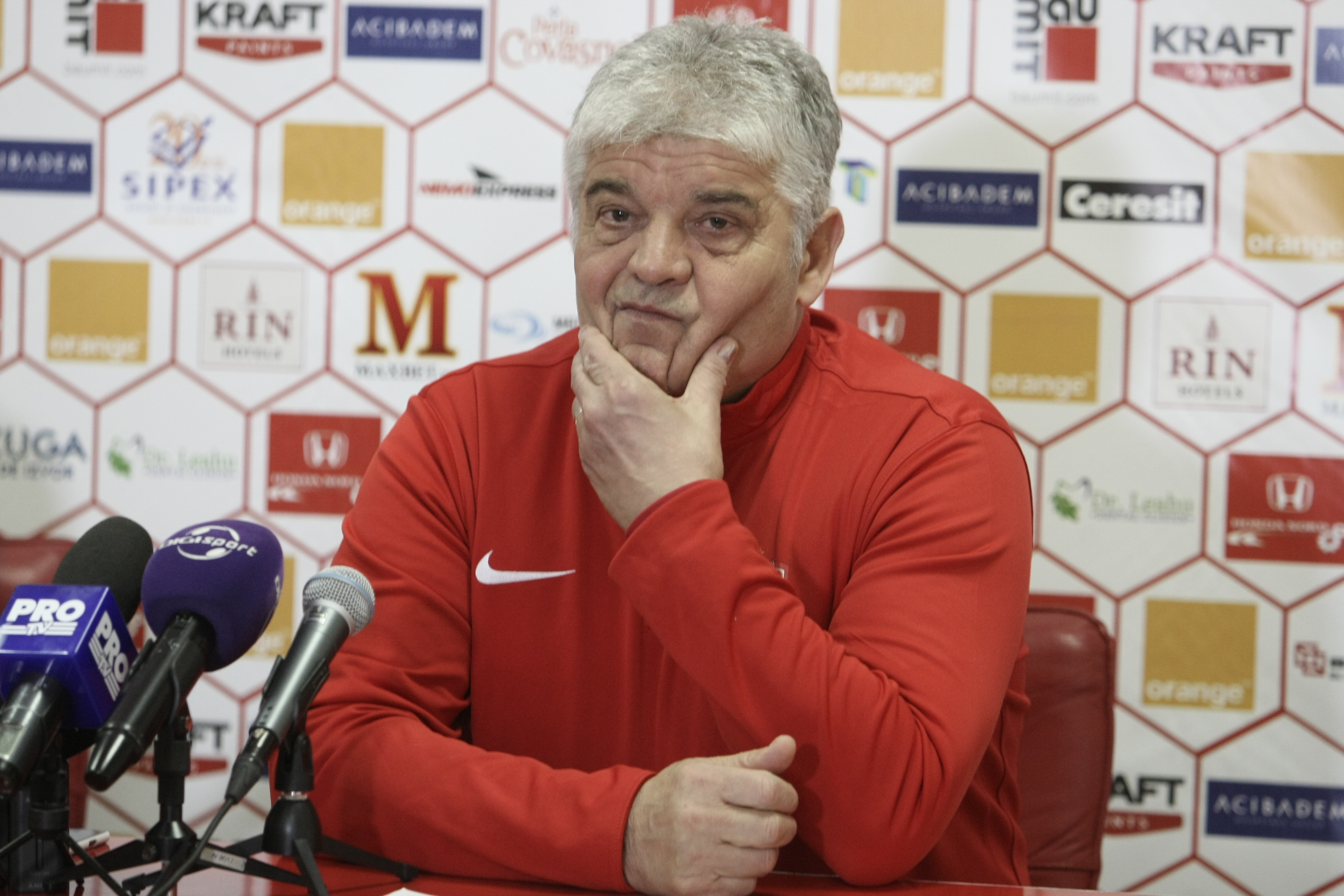 Ioan Andone a condus un antrenament la -14 grade Celsius. Portarul Cobrea s-a transferat la FC Botoșani | GALERIE FOTO & VIDEO