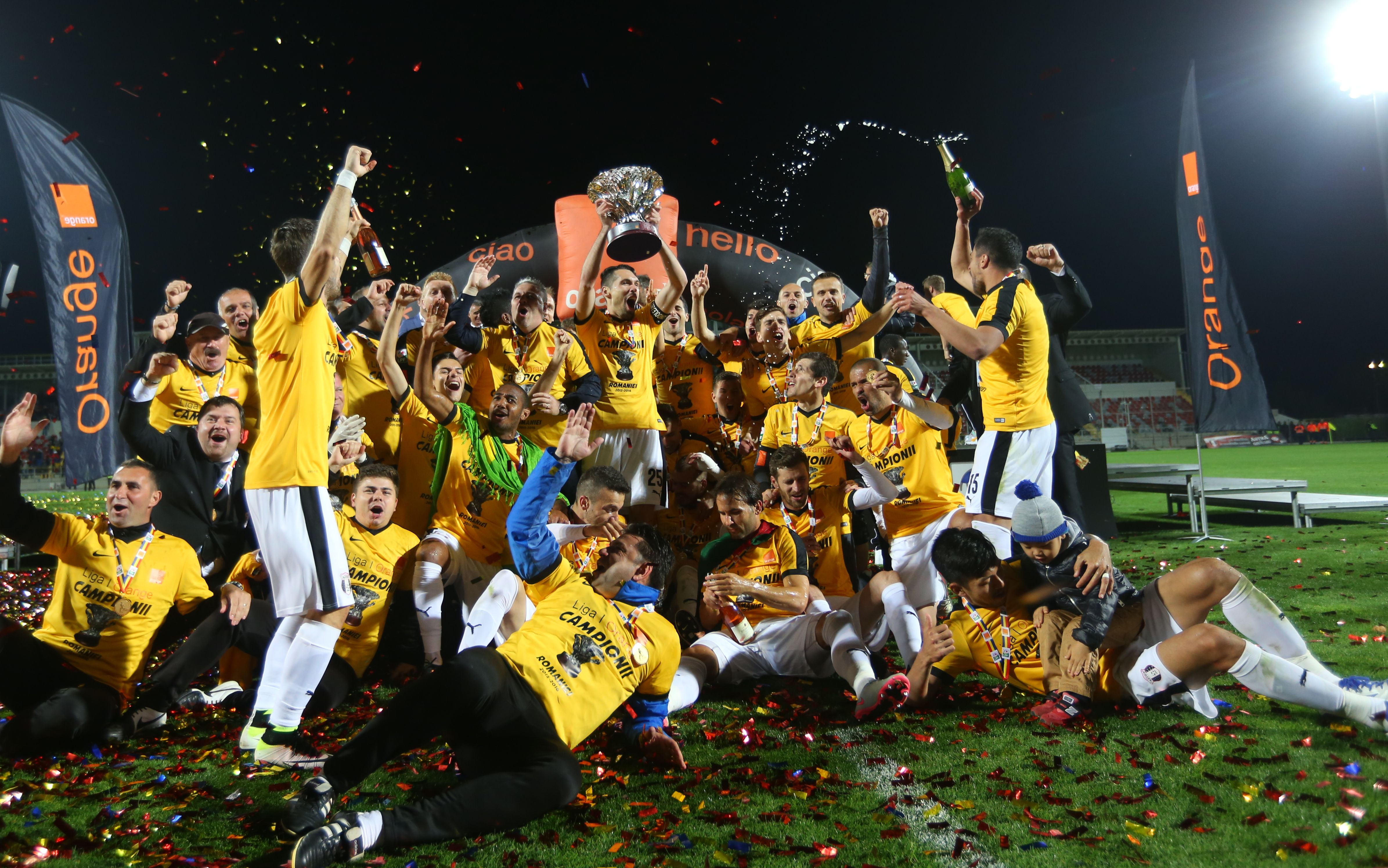 Liga 1, play-off: Astra - Dinamo 4-2. Giurgiuvenii au sărbătorit primul titlu din istorie. Reacții / FOTO & VIDEO