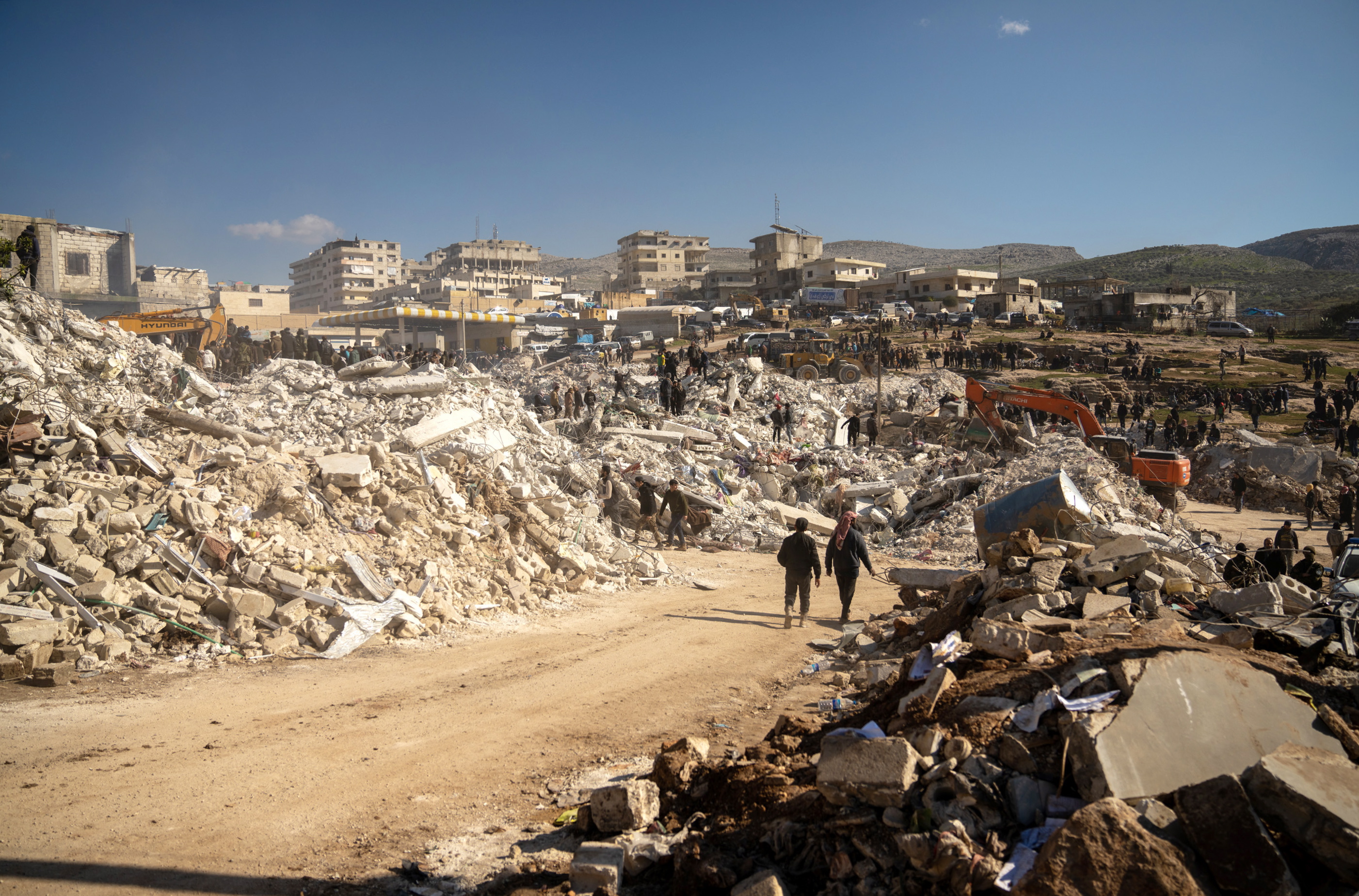 Bilanțul cutremurelor din Turcia și Siria crește dramatic. Cinci milioane de sirieni, „rămași fără adăpost”