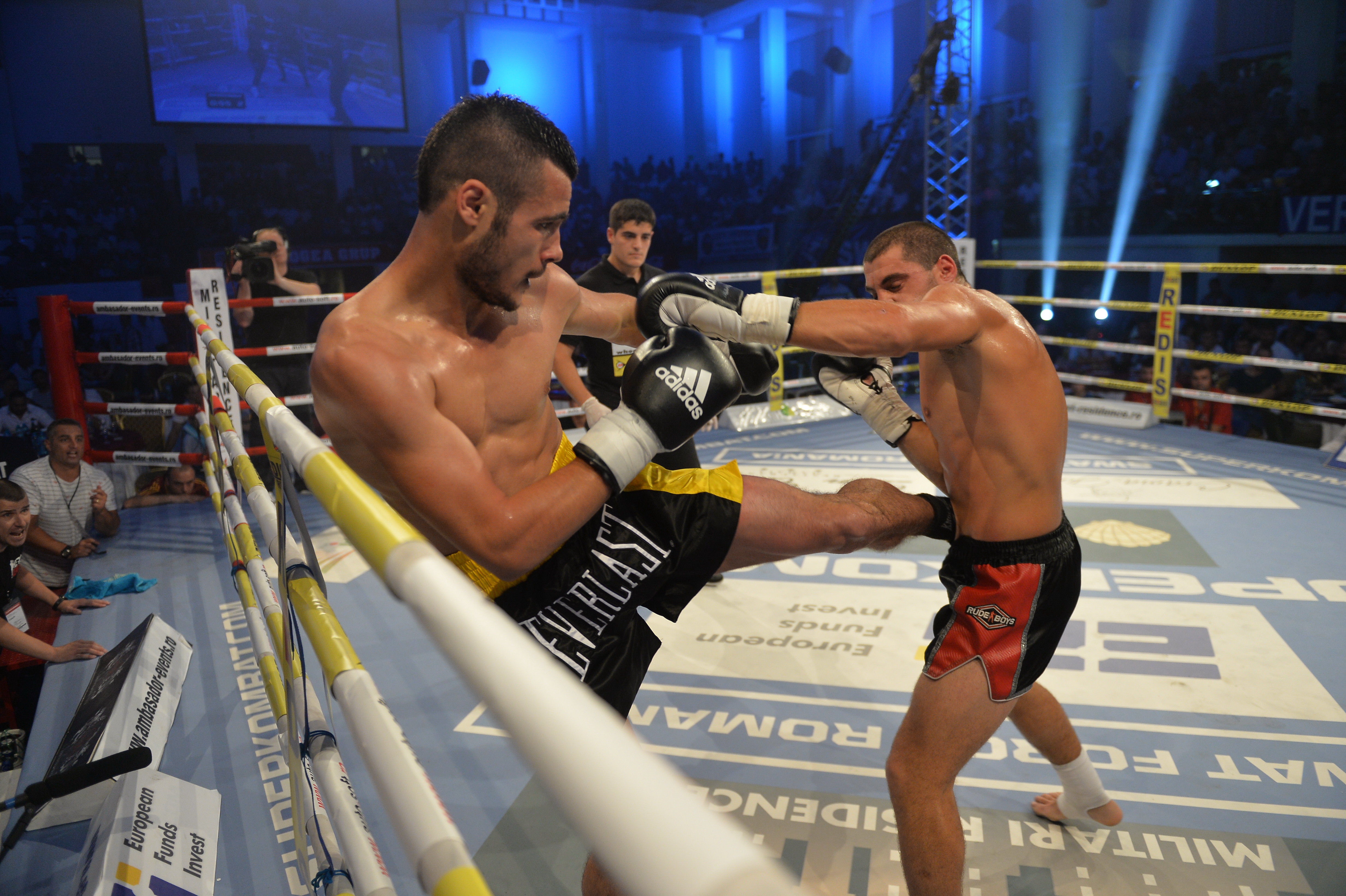 SUPERKOMBAT CONSTANȚA: Cătălin Moroșanu l-a distrus pe gigantul de 2,07 metri / REZULTATE & GALERIE FOTO & VIDEO