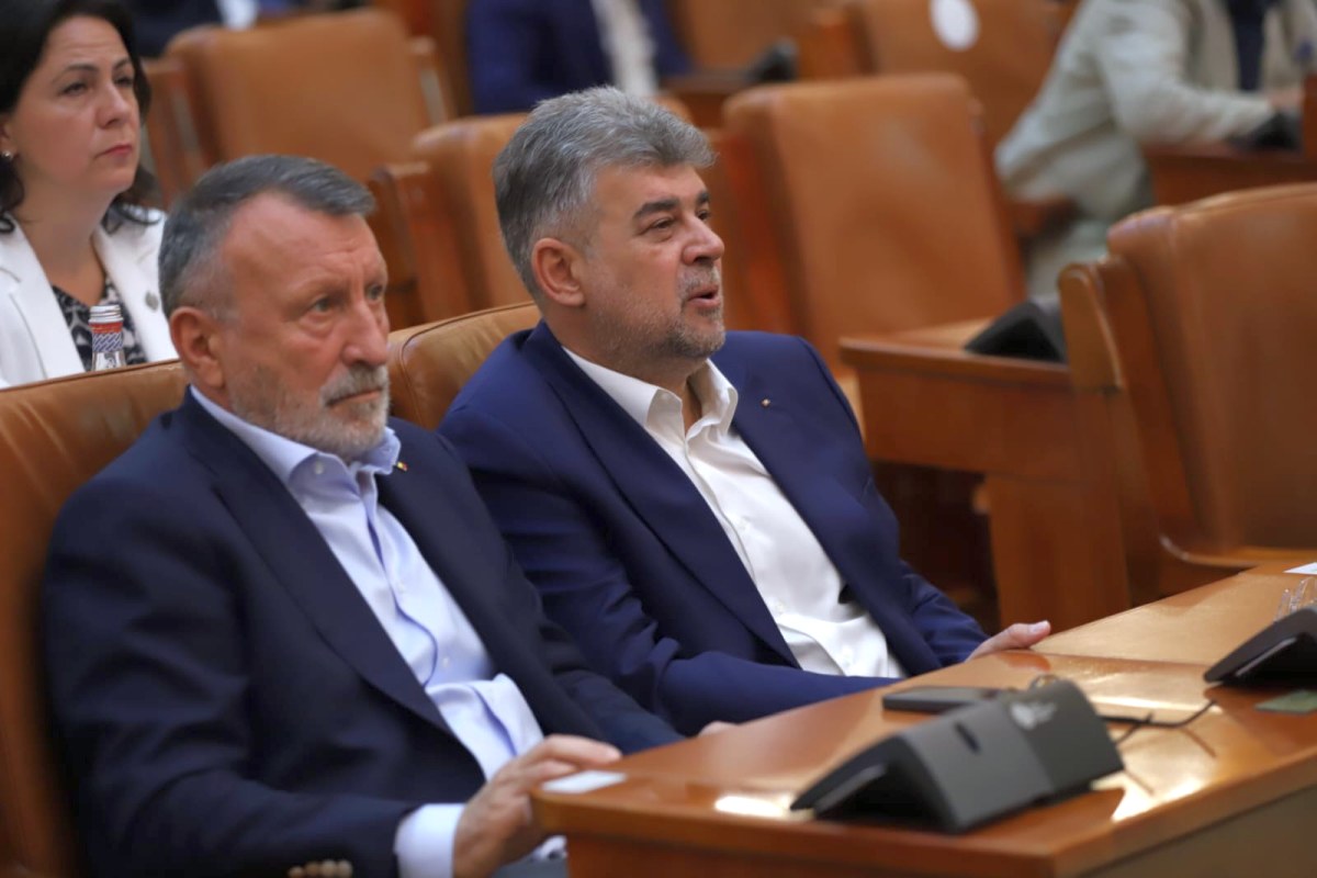 Toate cele patru moțiuni de cenzură depuse împotriva Guvernului Bolojan au fost respinse în Parlament. Ce urmează
