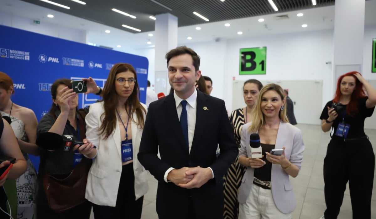 Congresul Extraordinar al PNL s-a încheiat: 1769 de liberali au votat pentru Ilie Bolojan și echipa sa / Puciștii din jurul lui Veștea, somați să demisioneze