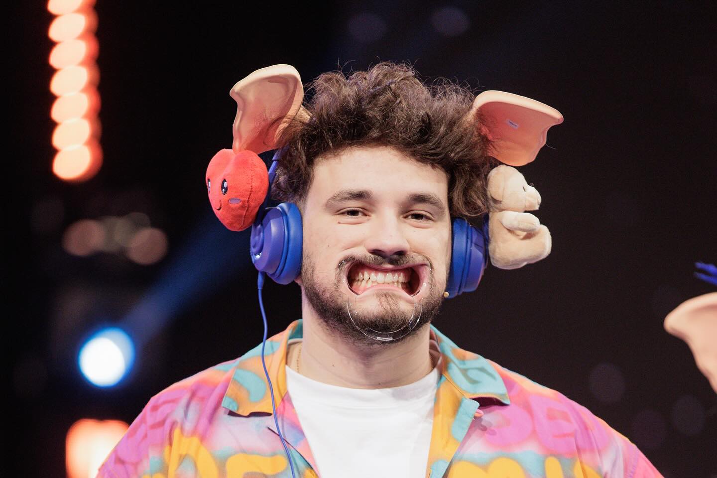 Bogdan Drăcea se visa avocat, dar a schimbat traseul spre stand-up: „M-a lăsat să-mi fac damblaua”