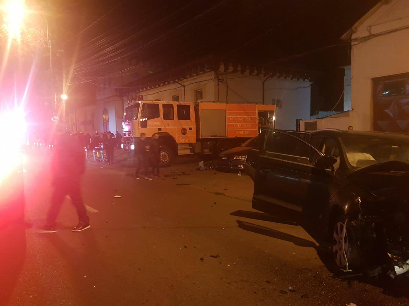 Accident în Constanța: o mașină s-a izbit în sediul ISU Dobrogea. Două persoane au murit