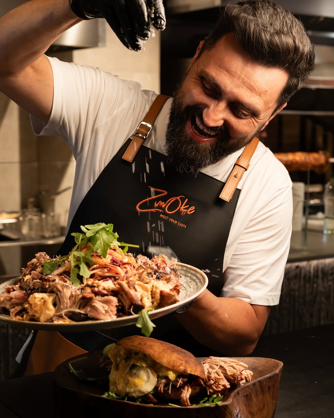 Orlando Zaharia, bucătarul președintelui Traian Băsescu și jurat la „Chef la cuțite”: „Românii știu ce înseamnă fine dining, dar gusturile sunt în schimbare”