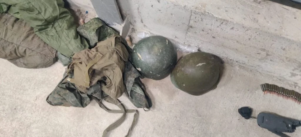 Muniţie militară descoperită la vama de la Vicovu de Sus, în duba unui ucrainean care mergea în Marea Britanie