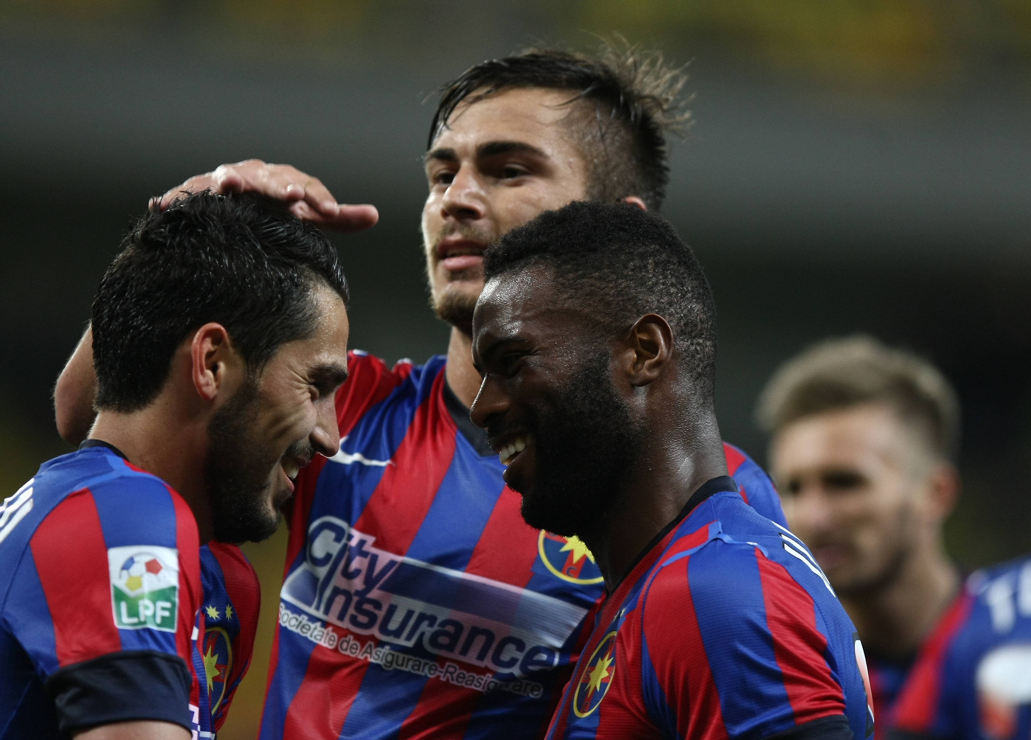 ASTRA - ASA 3-1 şi STEAUA - FC BOTOŞANI 2-0. Rocada mare / VIDEO