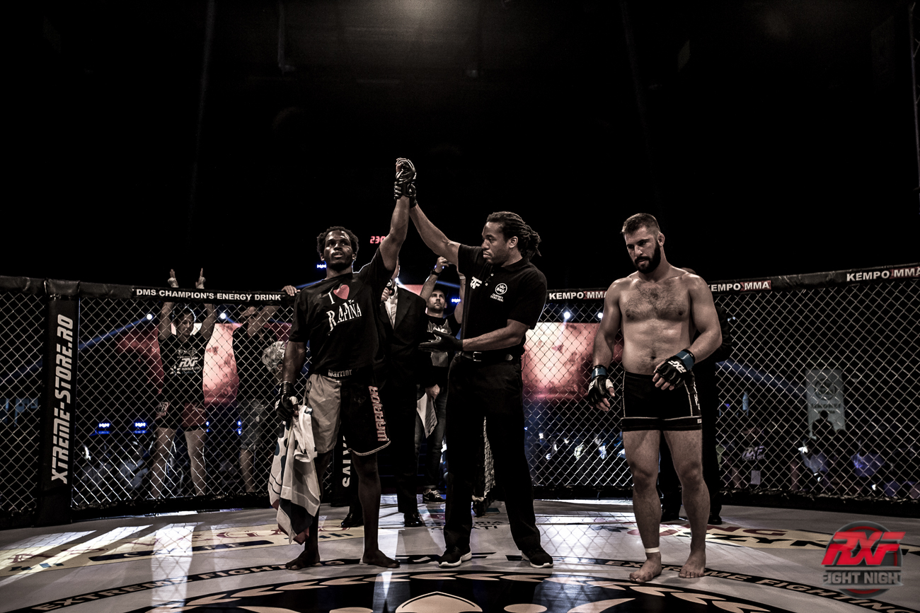 Herb Dean, cel mai faimos arbitru de MMA din lume, a oficiat la RXF 19 / GALERIE FOTO