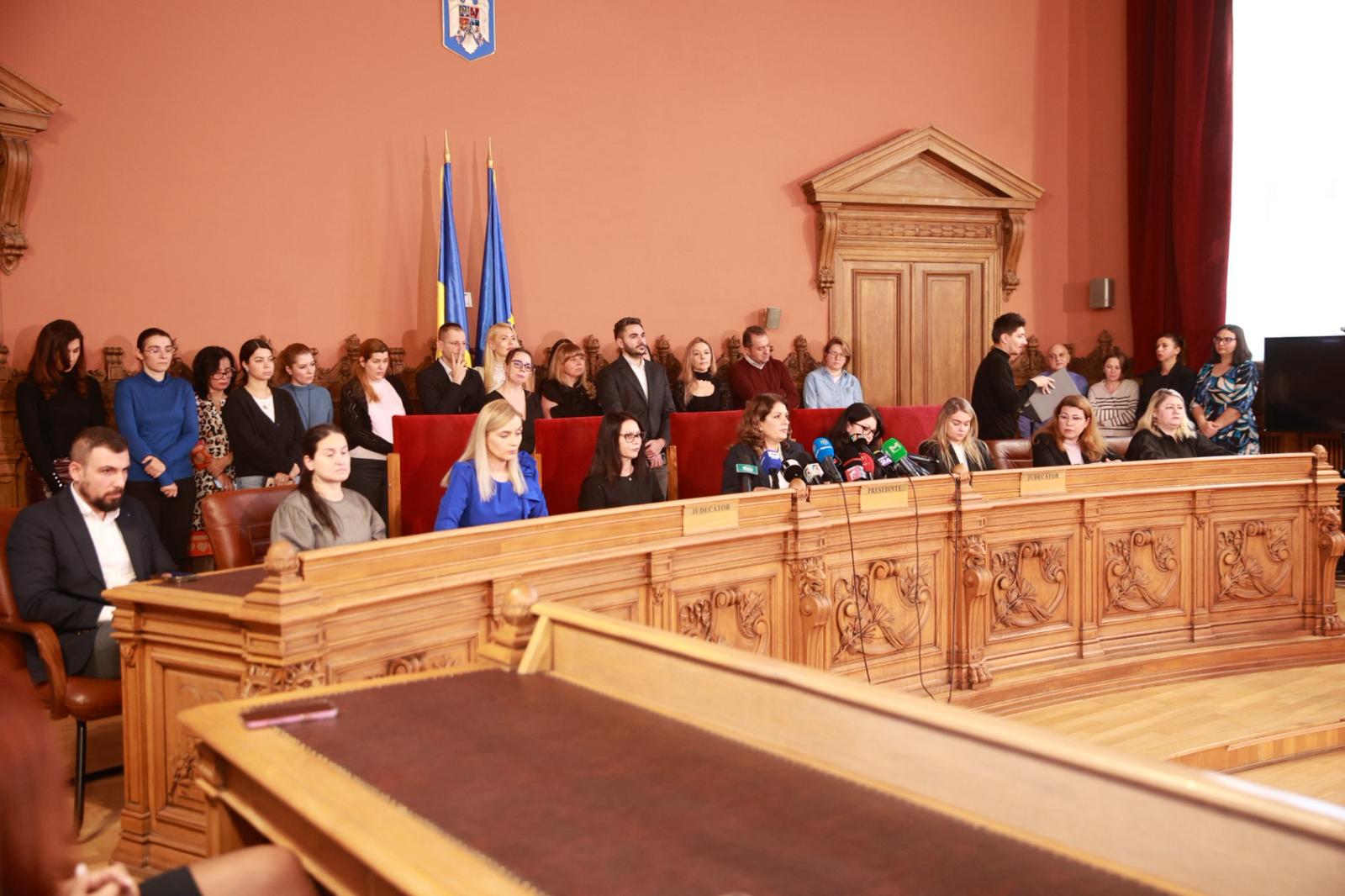 140 de judecători și procurori îi sprijină pe magistrații care au dat declarații în documentarul Recorder și au dezvăluit corupția din sistem