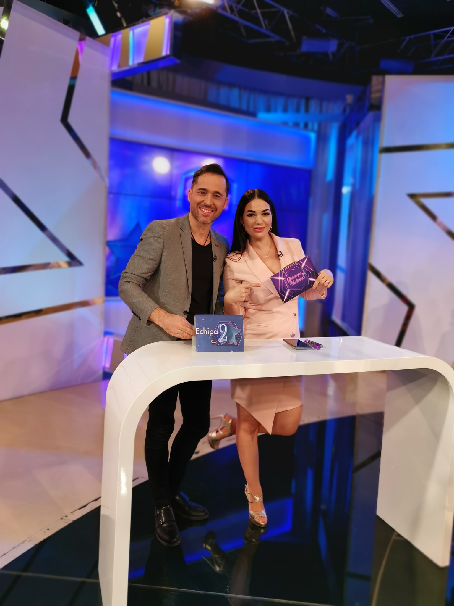 Deea Maxer s-a confesat Elenei Merișoreanu după divorț. Artista i-a dezvăluit adevăratul motiv al despărțirii de Dinu. „Să nu se mai plângă”