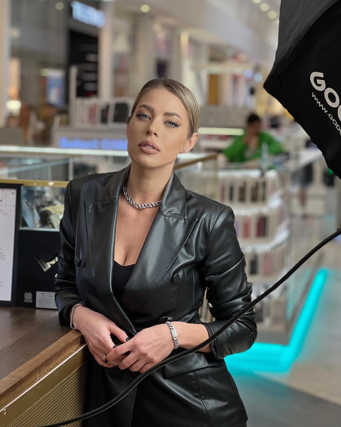 Imagini din casa de un milion de euro a Roxanei Nemeș: „Am făcut-o verde și smart”